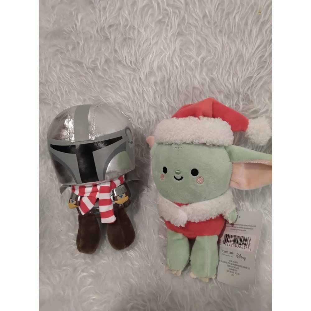 Hallmark Star Wars Mandalorian‎ and Grogu Holiday  Plush Set Christmas